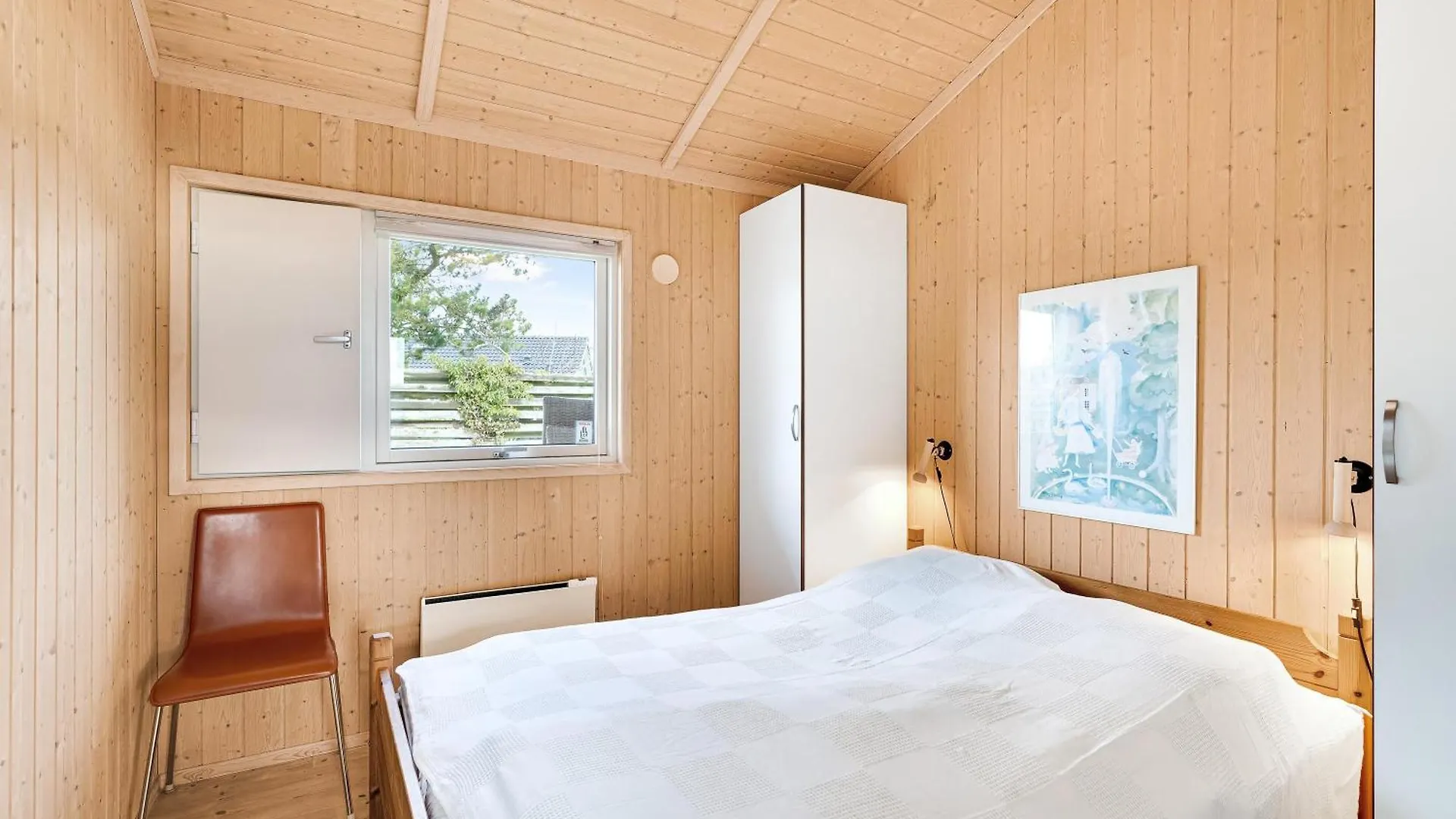 Beautiful Holiday Home With A View Of Ebeltoft Bay, 0*,